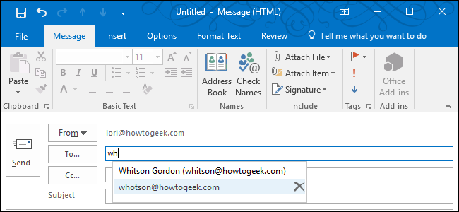 Com esborrar una adreça de correu electrònic de la llista d'autocompletar a Outlook per a Windows