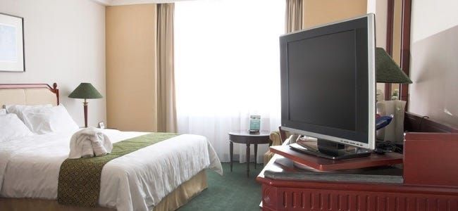 TV LCD trong phòng khách sạn 5 sao