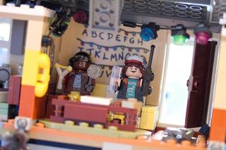 Lego Stranger Things vam omogoča izdelavo Hawkinsa in obratno sliko 3