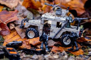 hands on mega bloks call of duty collector construction sets review image 2