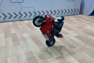 Labākās tehniskās rotaļlietas 2019 savienotie rotaļlietu roboti un citi attēli 18
