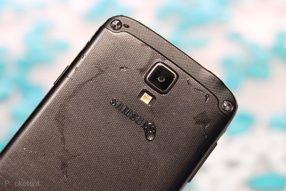Samsung plánuje vodotěsné aktivní verze Note 3 a Galaxy S5?
