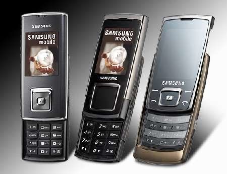 Samsung esittelee matkapuhelimia SGH-E950, SGH-E840, SGH-J600