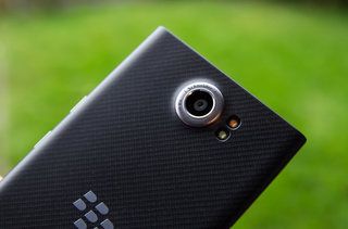 obrázek blackberry priv recenze 12