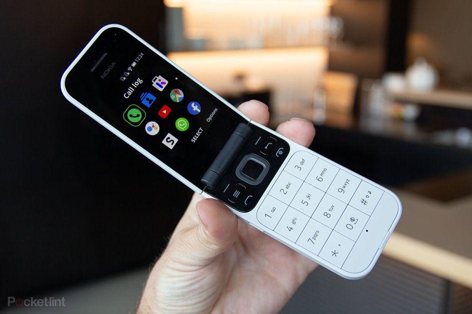 Nokia recupera el telèfon flip i, fins i tot, té l'Assistent de Google