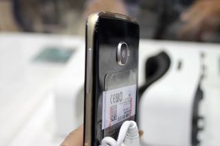 Alcatel Idol 4S: smartphone premium, VR de orçamento em um