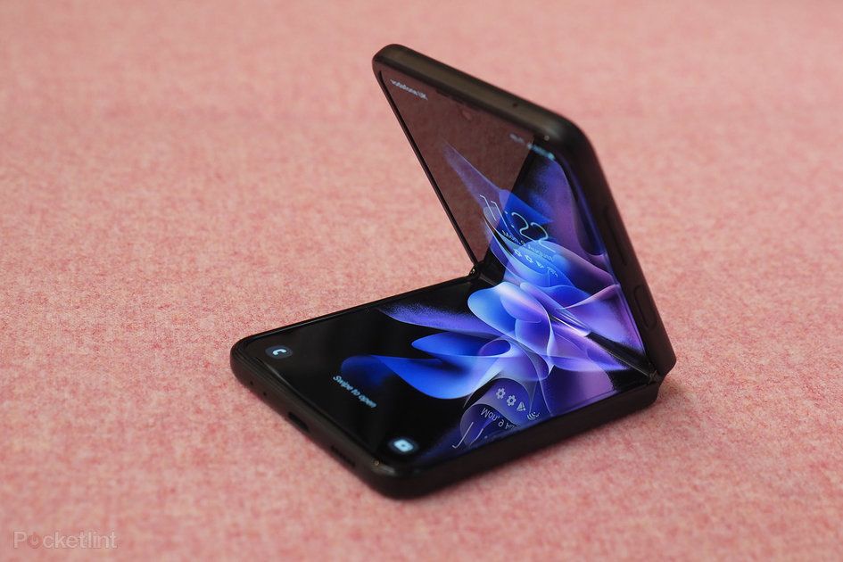 סמסונג גלקסי Z Flip 3 הוא הטלפון המתקפל הראשון העמיד למים