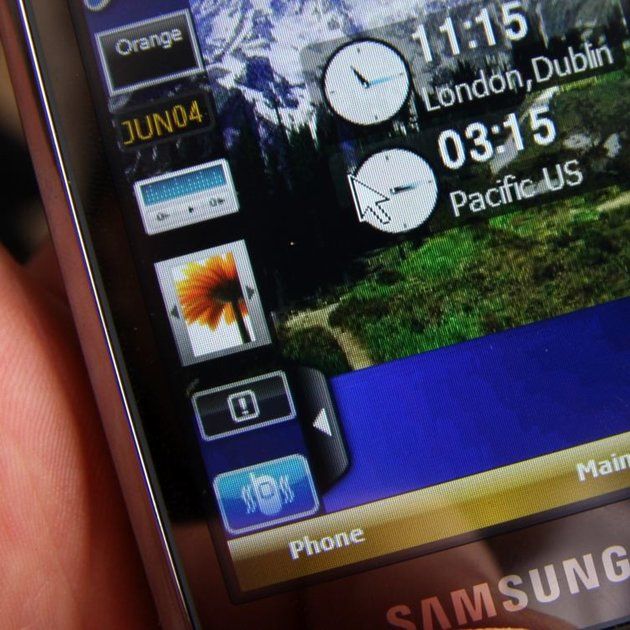 سام سنگ اومانیہ (SGH -i900) موبائل فون - پہلی نظر۔