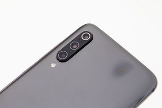 Xiaomi Mi 9 изображение 6