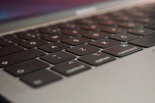 Imahe ng Rebisyon ng Apple MacBook Air 2018 8