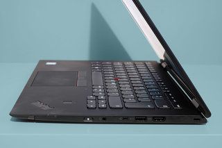 Lenovo ThinkPad X1 Yoga 5 Pregledna slika