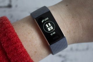 Fitbit Charge 3 Recensione Immagine 1