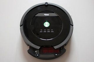 iRobot Roomba 880 جائزہ: صاف کرتا ہے ، لہذا آپ کو ضرورت نہیں ہے۔