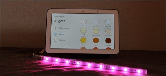 Kaip pakeisti išmaniosios lemputės spalvas „Google Home Hub“ ekrane