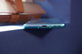 Immagine di revisione OnePlus 8 Pro 1