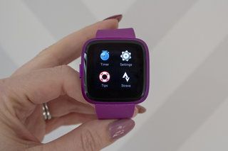 Fitbit Versa Lite Edition جائزہ - پروڈکٹ امیجز امیج 10۔
