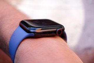 Ang mga larawan ng pag-shot ng produkto ng Apple Watch Series 5 4