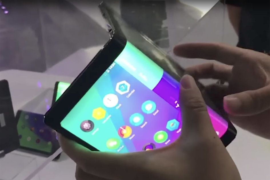 Vídeo prático mostra o tablet flexível Lenovo Folio em pleno funcionamento