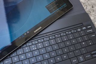samsung galaxy tabpro s review image 4