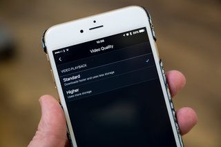 Comment télécharger des films et des émissions de télévision Netflix sur votre téléphone ou votre tablette