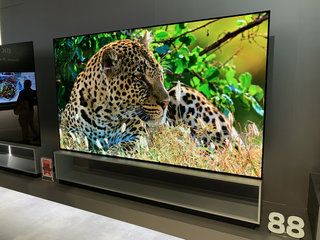 Nejlepší televizory LG Oled pro rok 2020 Srovnávací obrázek C9 C8 a W8 1