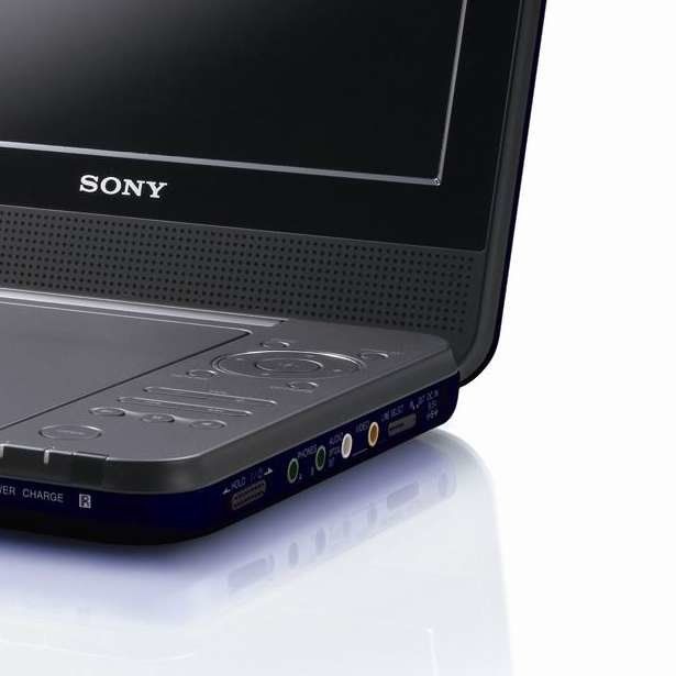Käivitub Sony DVP-FX720 kaasaskantav DVD-mängija