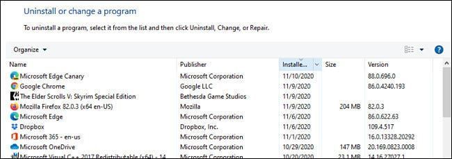 قائمة البرامج المثبتة في لوحة تحكم Windows.