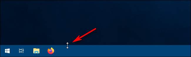 Utilizzo del cursore di ridimensionamento per ridimensionare la barra delle applicazioni in Windows 10